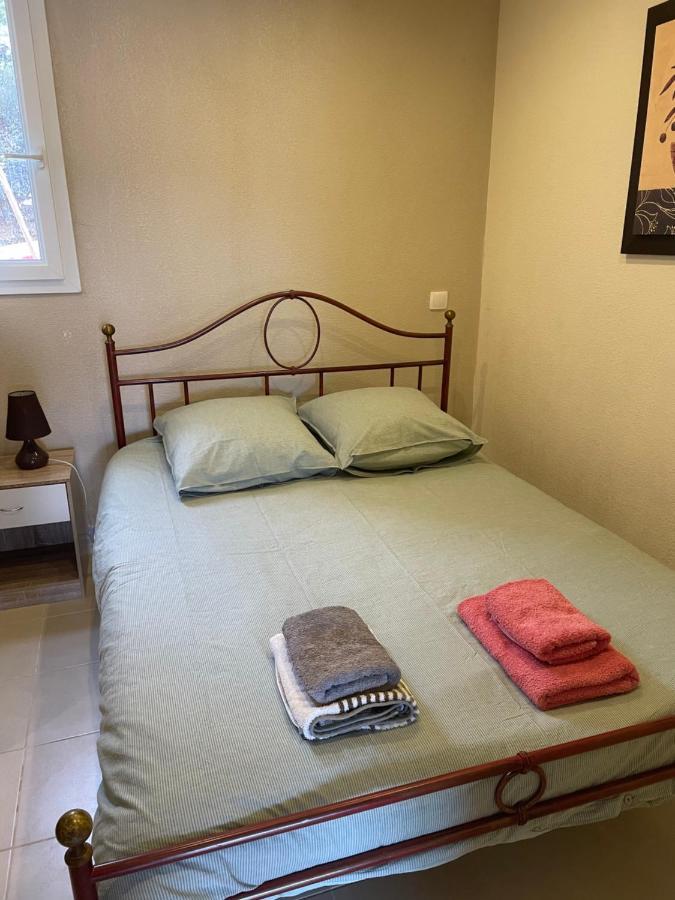 Mas Des Grives Apartment Bauduen Bagian luar foto