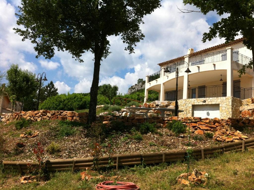 Mas Des Grives Apartment Bauduen Bagian luar foto